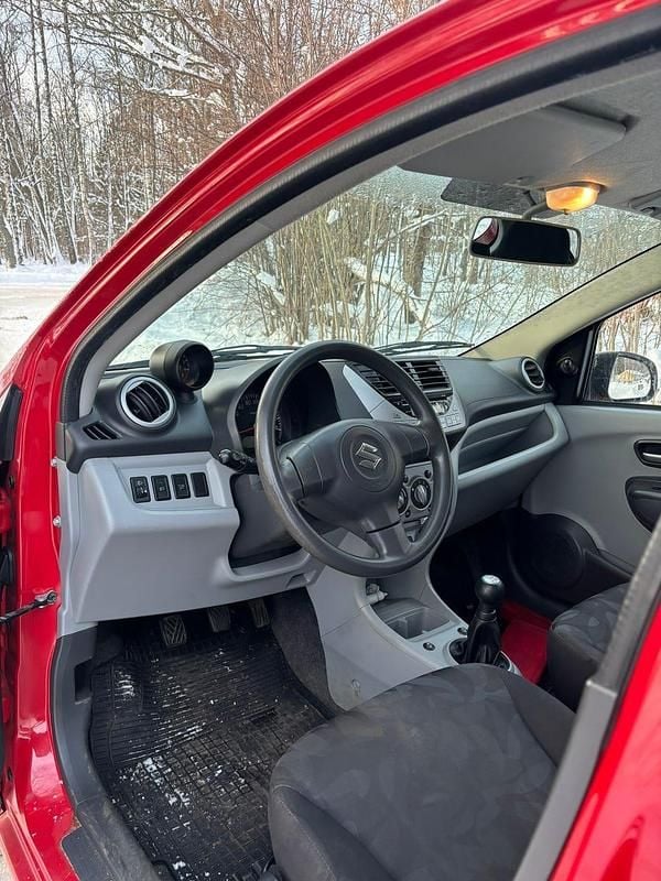 Begagnad Suzuki Alto 68 HK (50 kW) 2009 Halvkombi