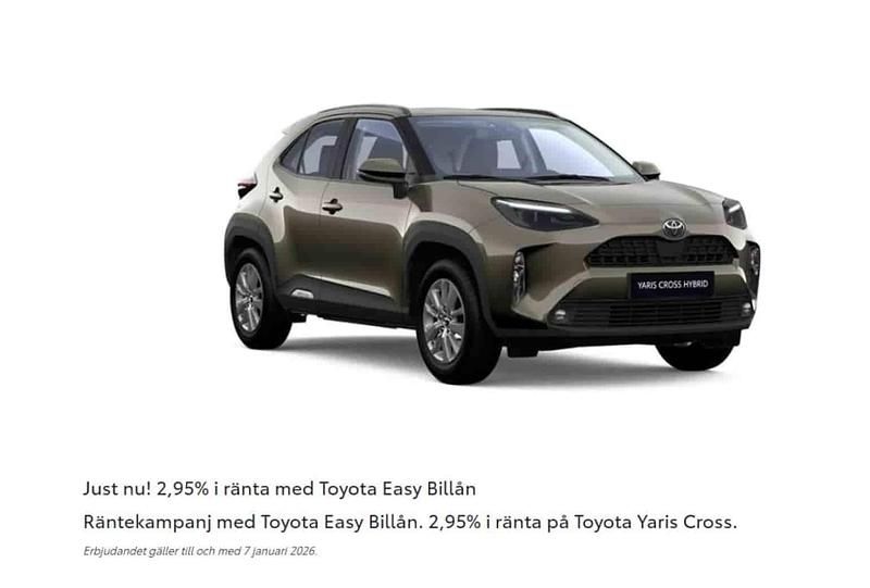 Svart Ny 2024 Toyota Yaris Cross SUV | 264 900 kr (Superpris) - Bild 1/1