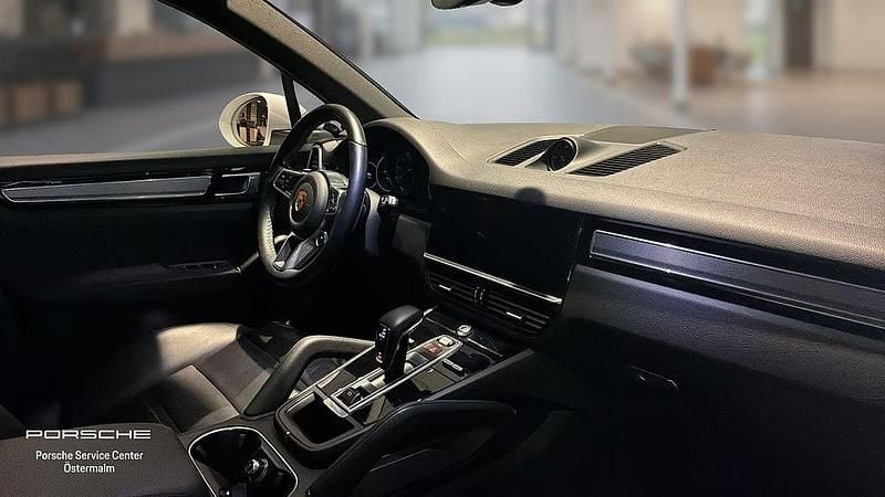 Begagnad Porsche Cayenne Platinum Edition 340 HK (250 kW) 2022 Vit SUV