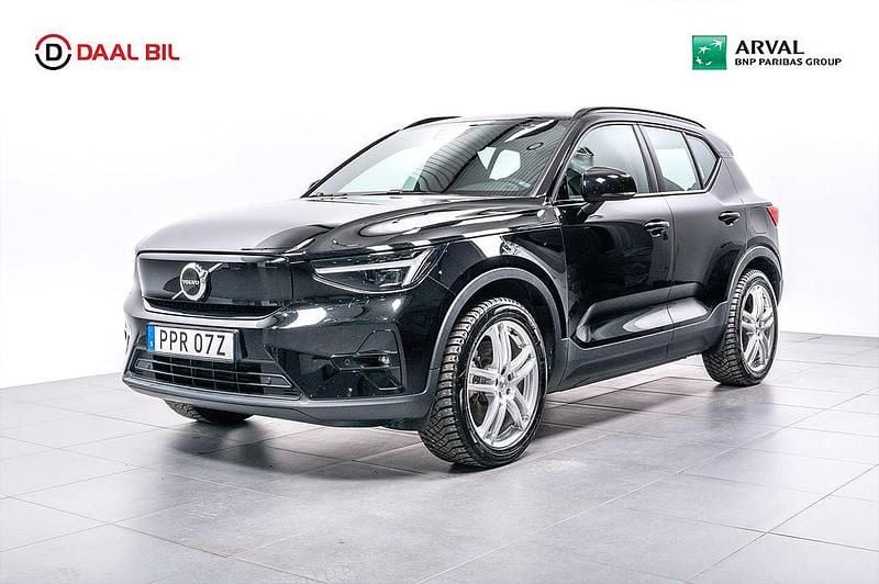 Begagnad Volvo XC40 Single Motor 175 kW (238 HK) 2022 Svart SUV