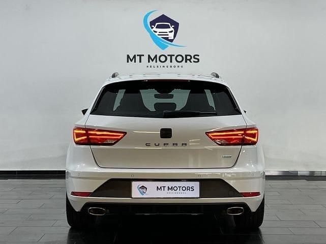 Begagnad Cupra Leon 301 HK (221 kW) 2019 Vit Kombi