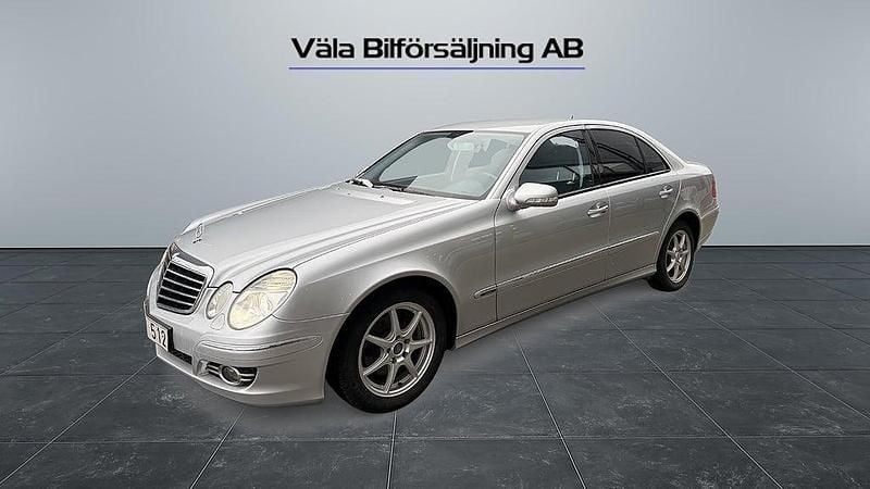Silver Begagnad 2006 Mercedes E200 Avantgarde Sedan | 54 900 kr (Marknadspris) - Bild 1/4