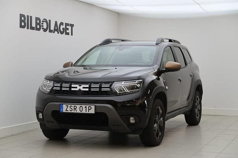 Svart Begagnad 2023 Dacia Duster Extreme SUV | 244 500 kr (Marknadspris) - Bild 1/4