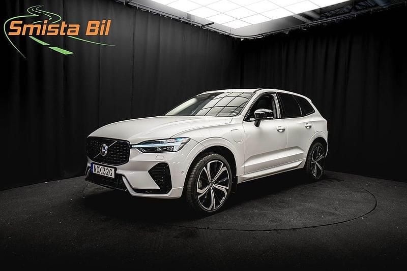 Vit Begagnad 2023 Volvo XC60 Plus SUV | 464 700 kr (Dyr) - Bild 1/3