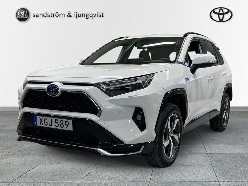 Vit Begagnad 2023 Toyota RAV4 Hybrid Active SUV | 499 000 kr (Lite dyr) - Bild 1/3