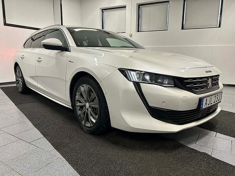 Begagnad Peugeot 508 S 224 HK (164 kW) 2021 Vit Kombi