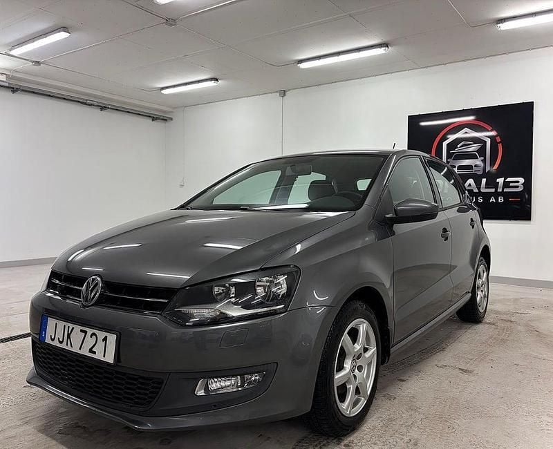 Begagnad VW Polo 86 HK (63 kW) 2013 Grå Halvkombi