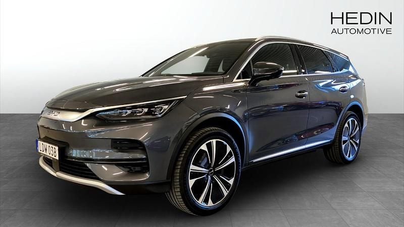Grå (grey) Begagnad 2024 BYD Tang SUV | 699 900 kr - Bild 1/4