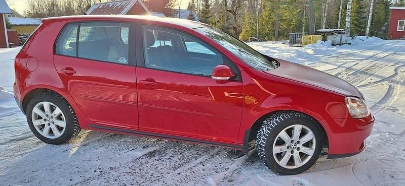 Begagnad VW Golf V 140 HK (102 kW) 2007