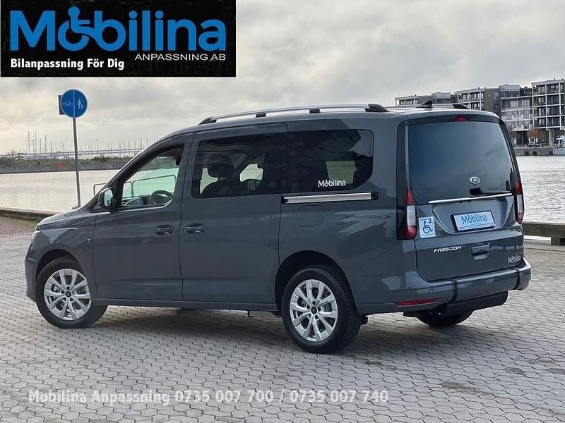 Ny Ford Tourneo 123 HK (90 kW) 2025 Comet grey Kombi
