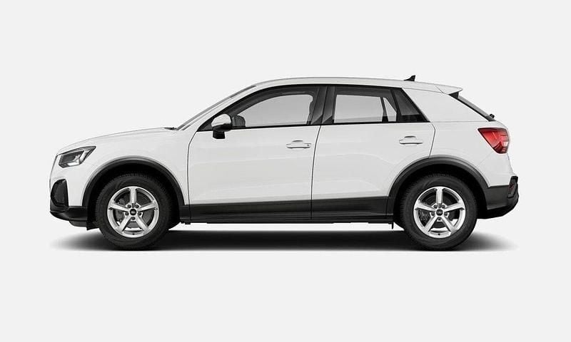 Vit Ny 2025 Audi Q2 SUV | 304 900 kr (Marknadspris) - Bild 1/3