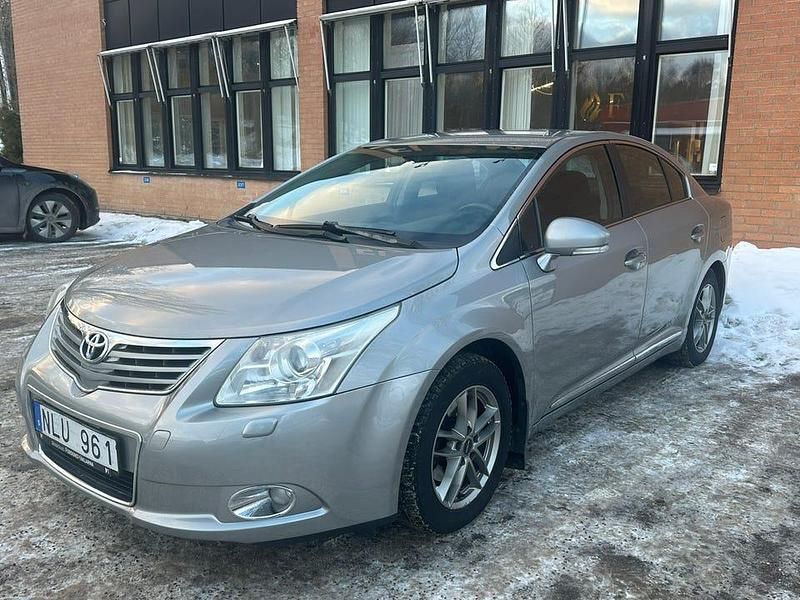 Begagnad Toyota Avensis Multidrive S 147 HK (108 kW) 2009 Sedan