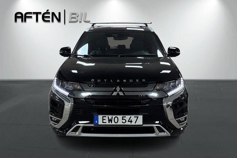Begagnad Mitsubishi Outlander 135 HK (99 kW) 2020 Svart SUV