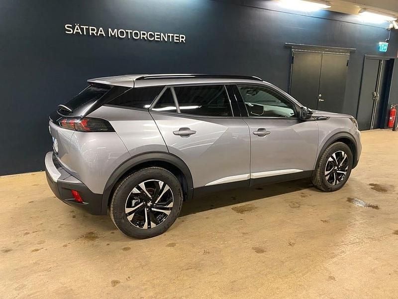 Begagnad Peugeot e-2008 Allure 100 kW (136 HK) 2022 Grå SUV