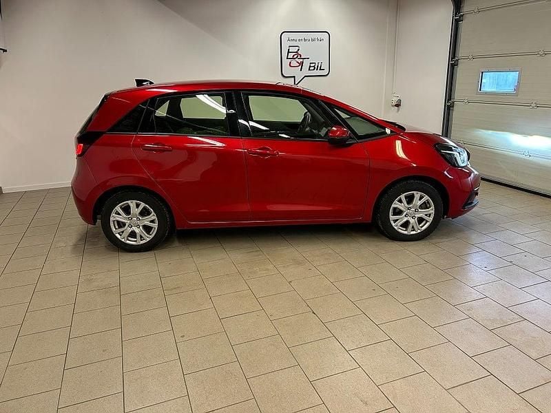 Röd Begagnad 2020 Honda Jazz Elegance Halvkombi | 189 900 kr (Marknadspris) - Bild 1/4