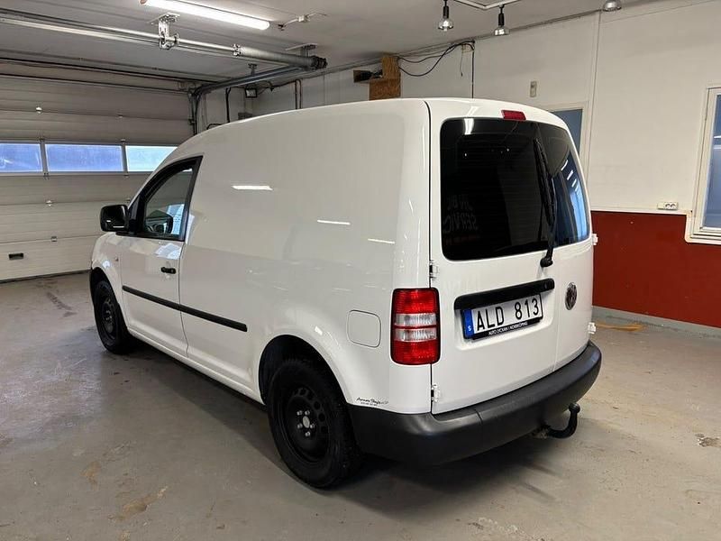 Begagnad VW Caddy 75 HK (55 kW) 2014 Vit Minibuss