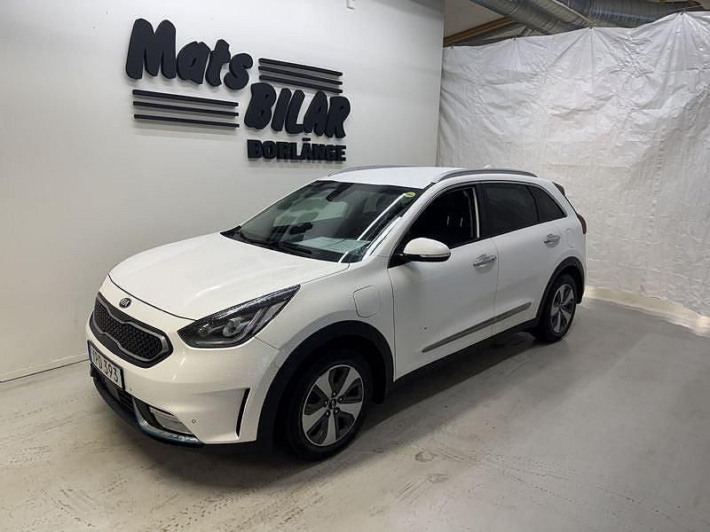 Vit Begagnad 2017 Kia Niro SUV | 189 900 kr (Marknadspris) - Bild 1/4