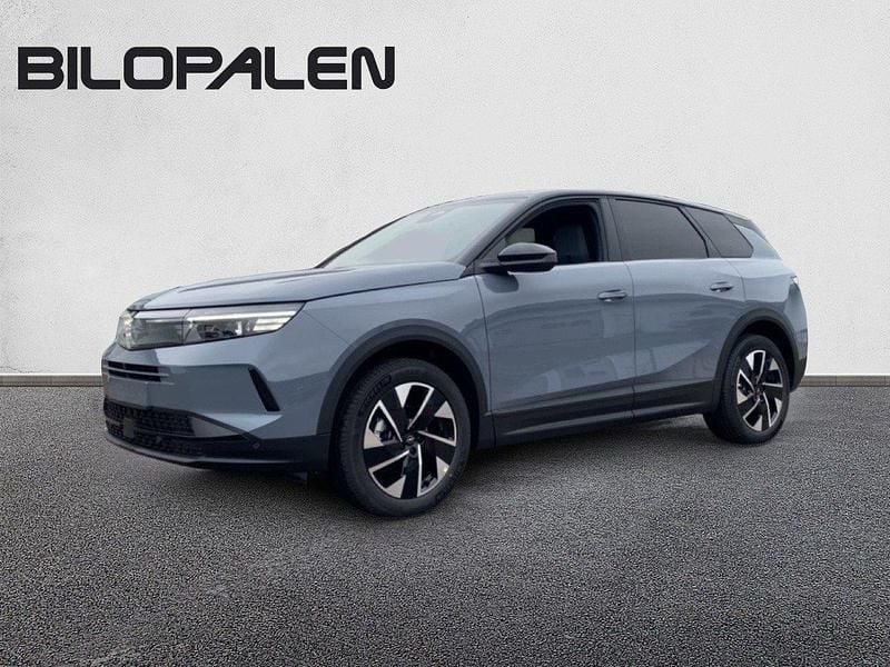 Grå Ny 2025 Opel Grandland X SUV | 459 890 kr (Marknadspris) - Bild 1/4