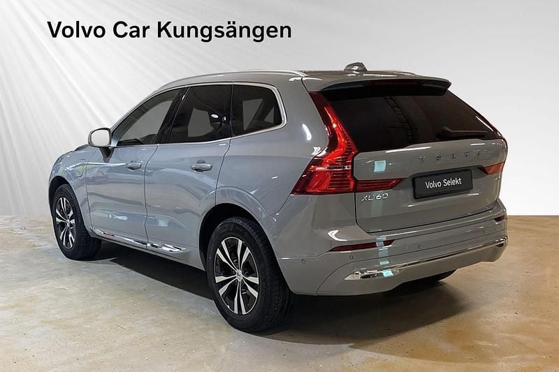 Begagnad Volvo XC60 Plus 449 HK (330 kW) 2024 Silver SUV