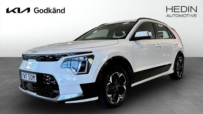 Vit (white) Begagnad 2022 Kia e-Niro SUV | 299 900 kr (Marknadspris) - Bild 1/4