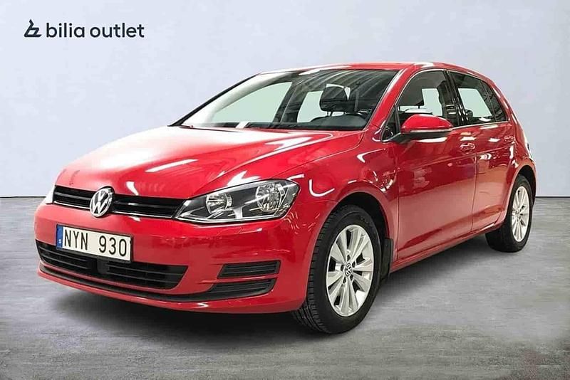 Röd Begagnad 2014 VW Golf VII Halvkombi | 94 900 kr (Marknadspris) - Bild 1/1