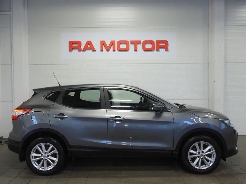 Begagnad Nissan Qashqai 131 HK (96 kW) 2014 Grå SUV