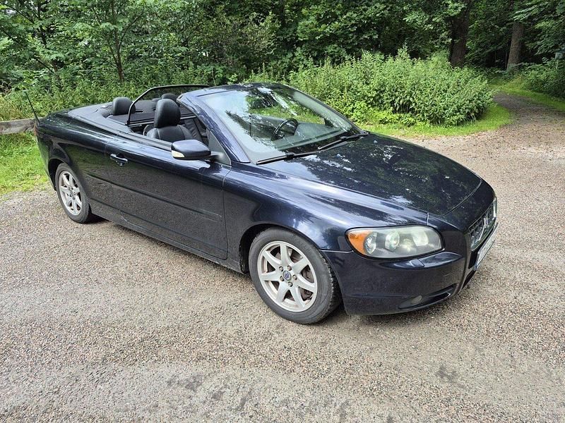 Blå Begagnad 2007 Volvo C70 Summum Cab | 79 000 kr (Lite dyr) - Bild 1/4