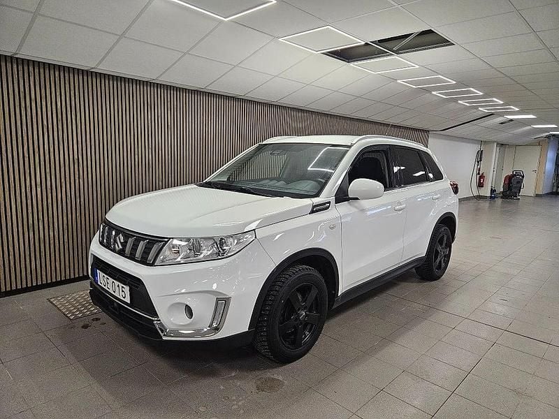 Begagnad Suzuki Vitara 140 HK (102 kW) 2018 Vit SUV