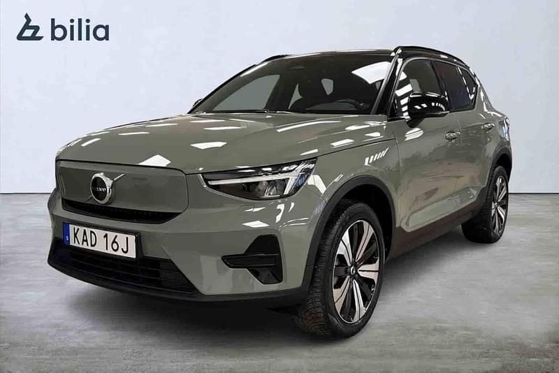 Grön Begagnad 2022 Volvo XC40 Single Motor SUV | 309 900 kr - Bild 1/1