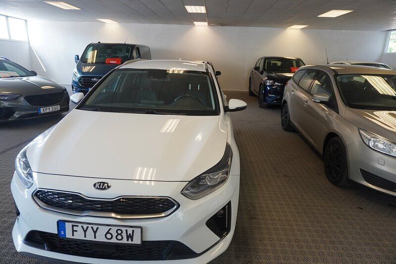 Vit Begagnad 2021 Kia Ceed Sportswagon Kombi | 167 000 kr (Superpris) - Bild 1/4