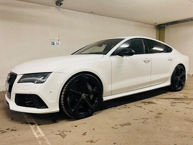 Vit Begagnad 2013 Audi RS7 Sportback Halvkombi | 469 000 kr - Bild 1/4