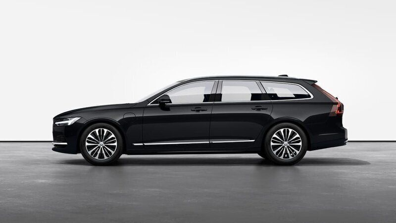 Svart Ny 2024 Volvo V90 Core Kombi | 554 900 kr (Lite dyr) - Bild 1/4