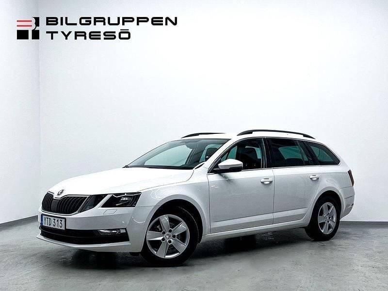 Vit Begagnad 2018 Skoda Octavia Ambition Kombi | 159 900 kr (Marknadspris) - Bild 1/4
