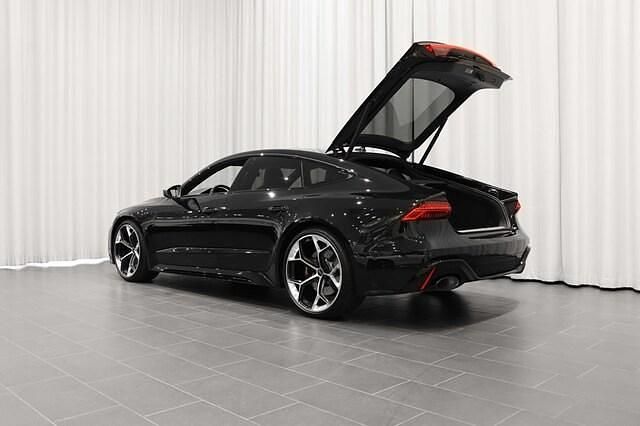 Begagnad Audi RS7 Performance 630 HK (463 kW) 2025 Svart (mytsvart metallic) Halvkombi