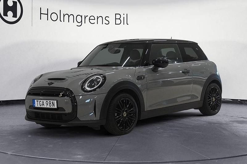 Grå Begagnad 2022 Mini Cooper SE Essential Halvkombi | 219 500 kr - Bild 1/4