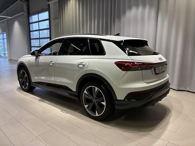Begagnad Audi Q4 e-tron S-Line 210 kW (286 HK) 2025 Vit SUV