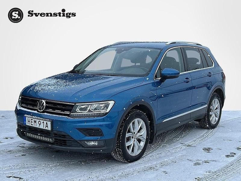 Blå Begagnad 2019 VW Tiguan SUV | 238 900 kr (Superpris) - Bild 1/4