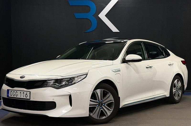 Vit Begagnad 2016 Kia Optima Hybrid 2 Sedan | 179 900 kr (Marknadspris) - Bild 1/4