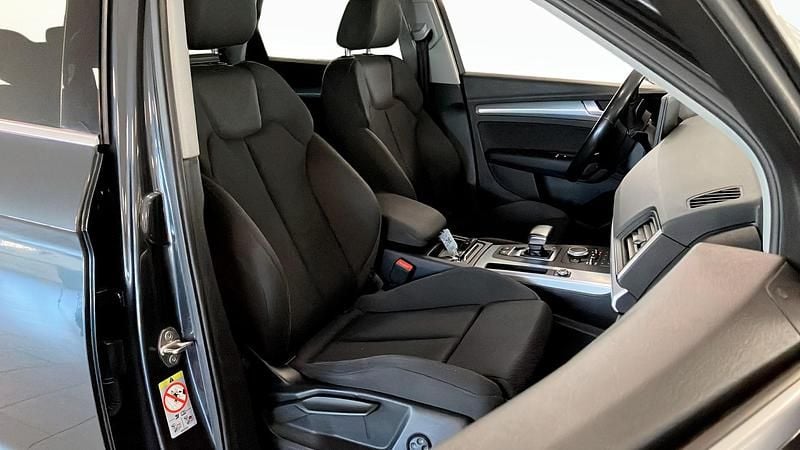 Begagnad Audi Q5 190 HK (139 kW) 2018 Grå SUV