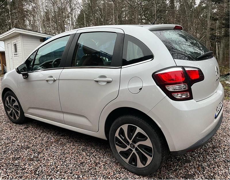 Vit Begagnad 2016 Citroën C3 Halvkombi | 59 000 kr (Bra pris) - Bild 1/4