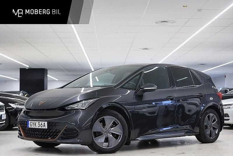 Begagnad Cupra Born 169 kW (231 HK) 2023 Grå Halvkombi