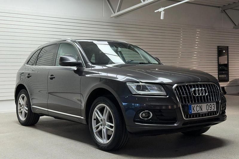 Grå Begagnad 2013 Audi Q5 SUV | 134 000 kr (Bra pris) - Bild 1/4