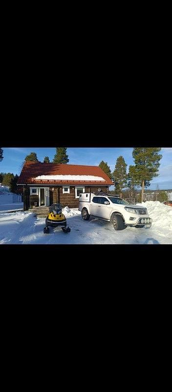 Vit Begagnad 2017 Nissan Navara Pickup | 290 000 kr - Bild 1/3