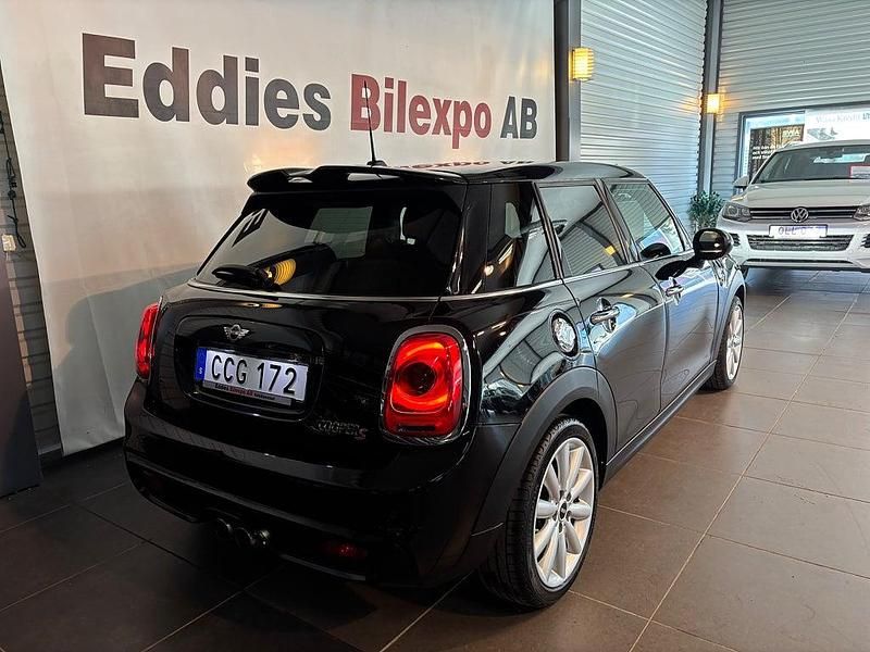 Begagnad Mini Cooper S 192 HK (141 kW) 2018 Svart Halvkombi