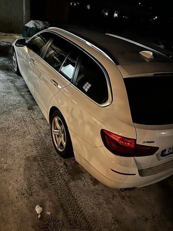 Begagnad BMW 520 184 HK (135 kW) 2014 Kombi