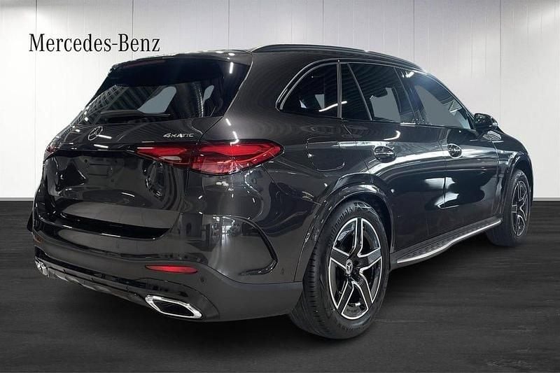 Ny Mercedes GLC300 AMG Line Premium Plus 313 HK (230 kW) 2025 Grafitgrå metallic Halvkombi