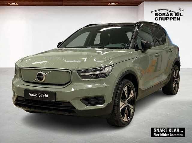 Grön Begagnad 2022 Volvo XC40 Core SUV | 315 000 kr - Bild 1/3