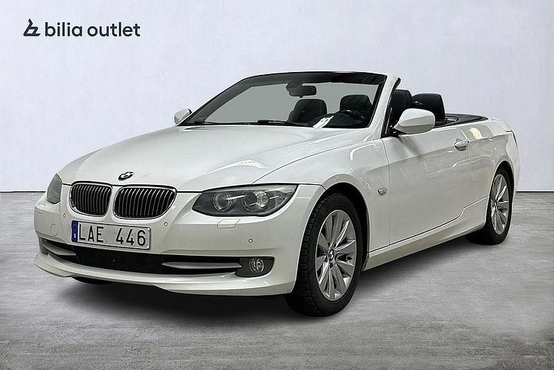 Vit Begagnad 2010 BMW 325 Cabriolet Cab | 139 900 kr (Bra pris) - Bild 1/3