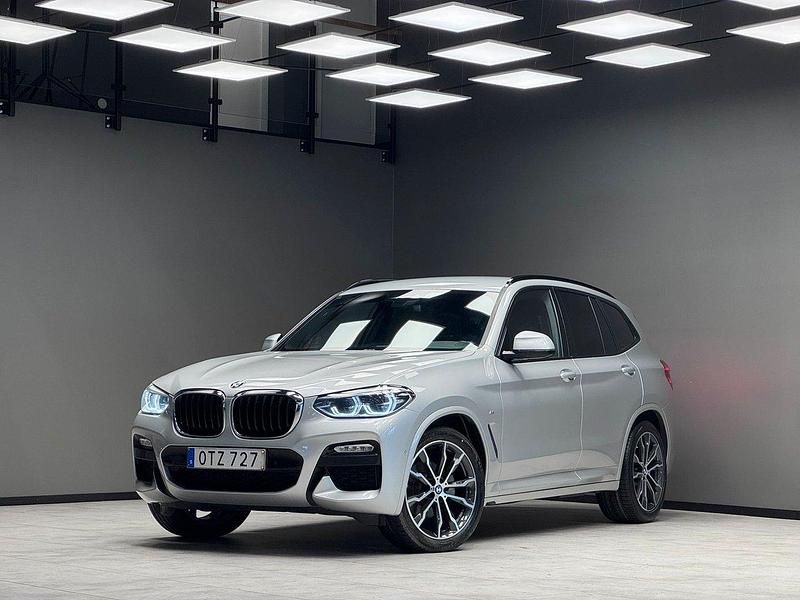 Silver Begagnad 2018 BMW X3 M Sport SUV | 309 900 kr (Dyr) - Bild 1/3