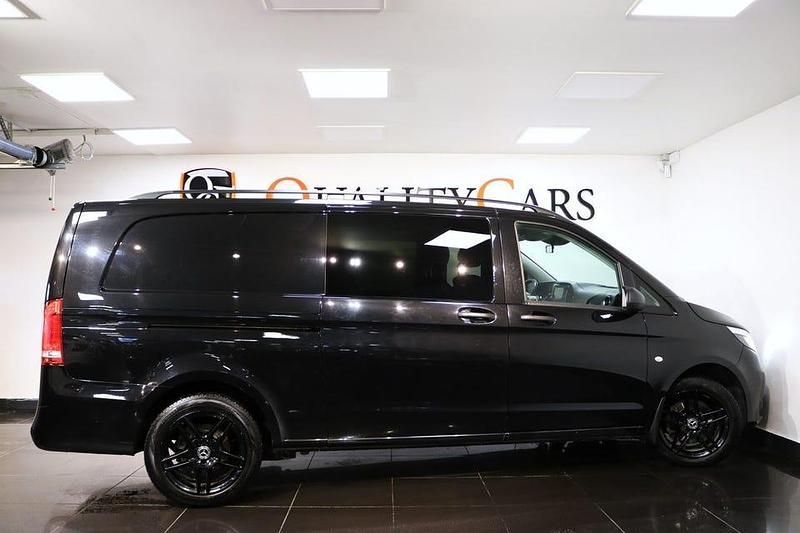 Begagnad Mercedes Vito 163 HK (119 kW) 2022 Svart Van
